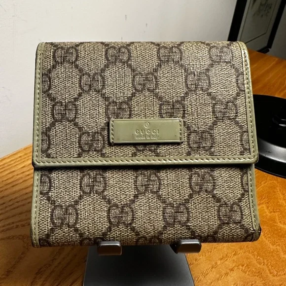 Gucci Brown Coated Canvas & Sage Green Leather Compact Wallet - Picture 2 of 10